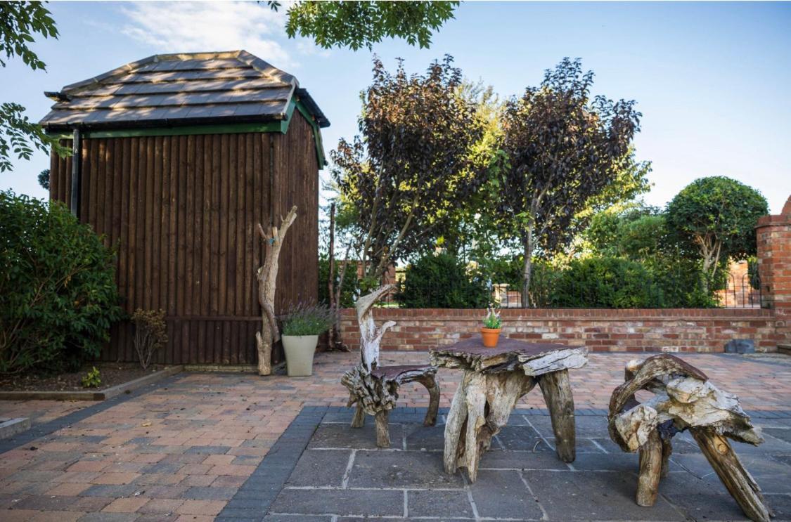 Lincoln Holiday Retreat Little House With Private Hot Tub Bagian luar foto