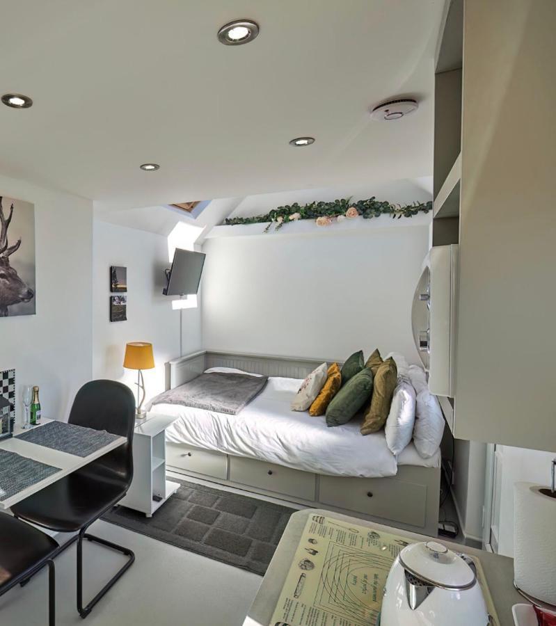 Lincoln Holiday Retreat Little House With Private Hot Tub Bagian luar foto